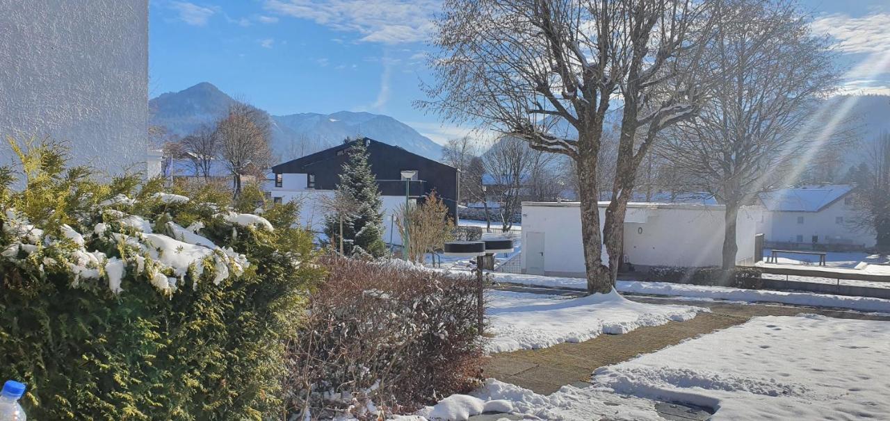 Apartment Mit Terrasse Im Alpinen Stil Schliersee